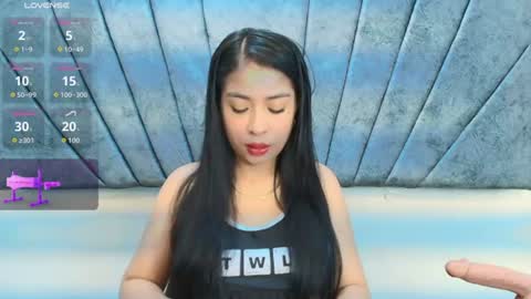LILY MEGHAN online show from 07.05.26
