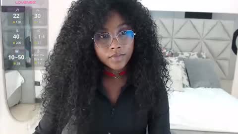 lily_mendoza online show from 07.12.26