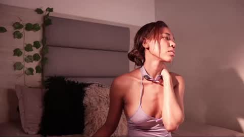 Lily Miiller online show from 06.14.26