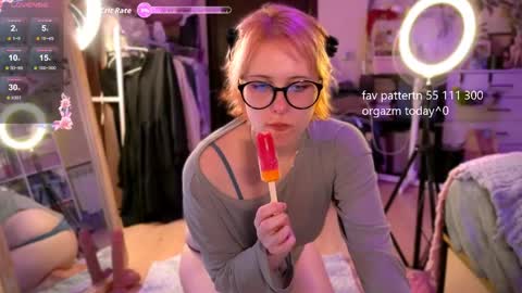 Snapshot of lily_noris chatting on 05.10.26 your lilyyyyyyy online show from 05.10.26