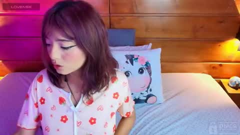Lily  online show from 07.12.26
