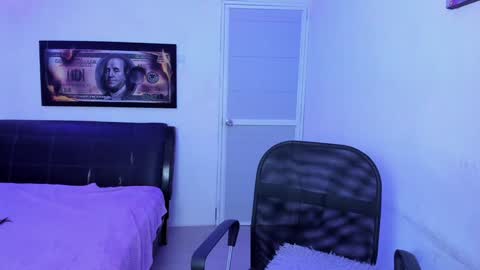 lily_sexy1 online show from 12.18.24