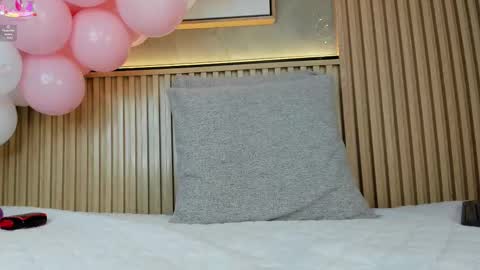 Lily online show from 02.20.26