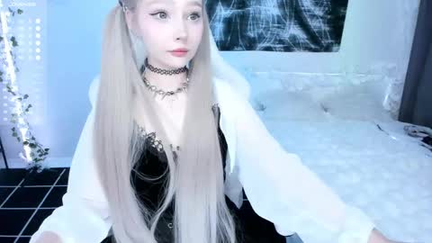 Lily online show from 05.01.26