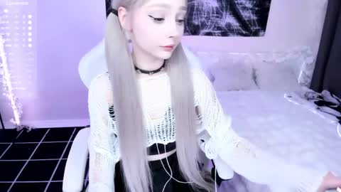 Lily online show from 05.27.26