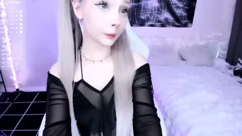 Lily online show from 06.10.26