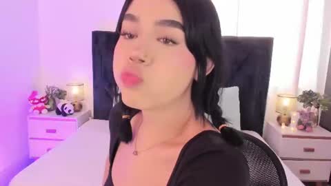LilyWoodz online show from 06.13.26