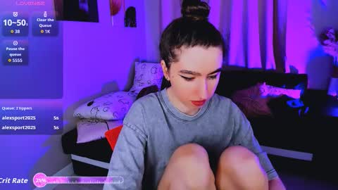 LILY online show from 11.22.25