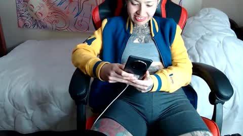 Lily online show from 03.25.26