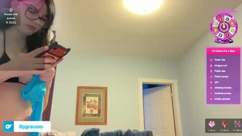 Lily Grace online show from 02.22.26