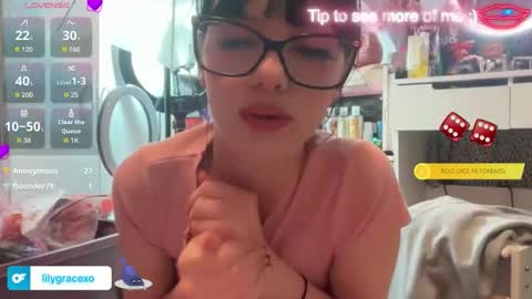Lily Grace online show from 04.14.26