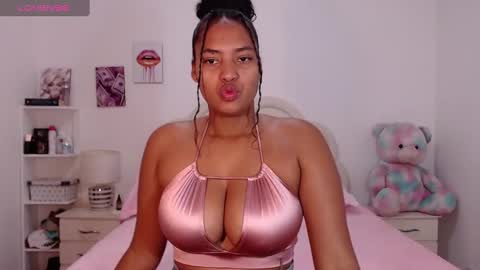 Snapshot of lilyjacksonn chatting on 12.21.24 Lily.. online show from 12.21.24