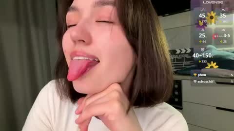 Lily online show from 06.08.26