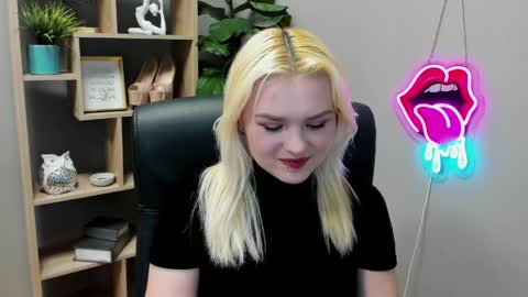 Lily online show from 04.02.26