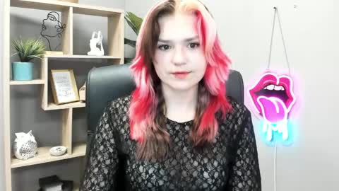 Lily online show from 06.08.26