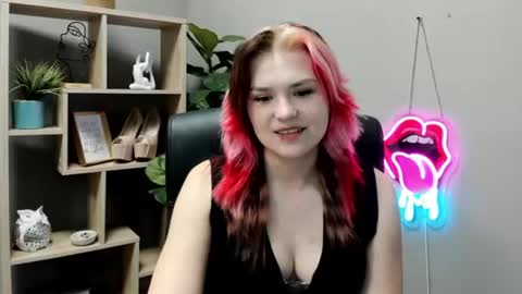 Lily online show from 06.10.26