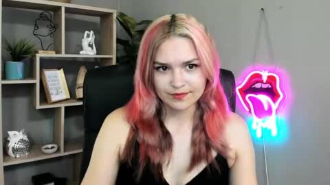 Lily online show from 06.21.26