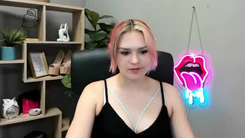 Lily online show from 06.28.26