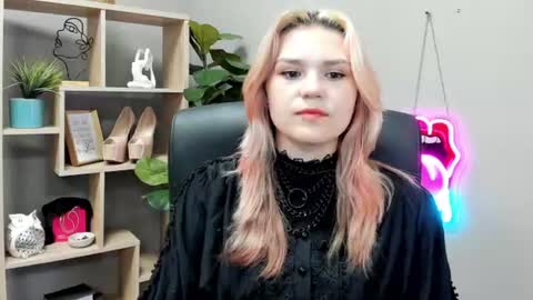 Lily online show from 07.06.26