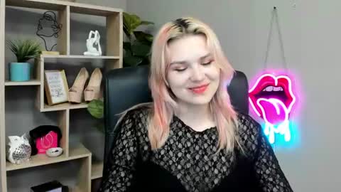 Lily online show from 07.12.26
