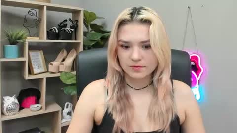 Lily online show from 07.20.26