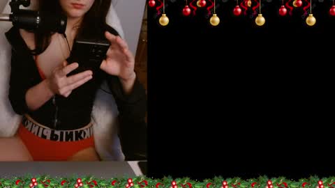 Snapshot of lilythrone chatting on 12.25.24 Lily Rone online show from 12.25.24