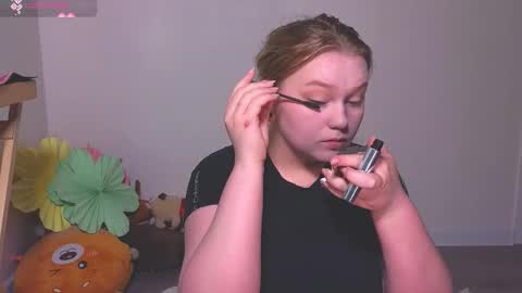 Snapshot of lime_cat chatting on 10.05.25 lime cat online show from 10.05.25