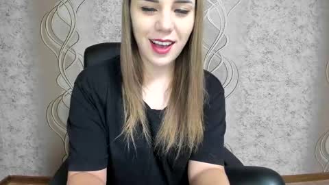 Snapshot of limebabykristi123 chatting on 10.23.25    online show from 10.23.25