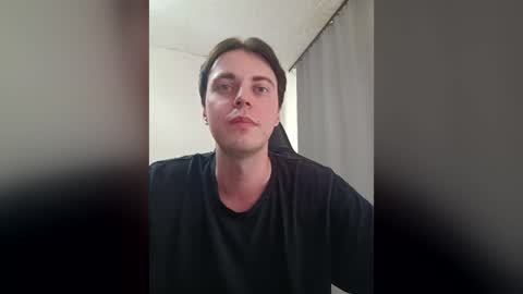 Snapshot of limon414318 chatting on 06.29.26 limon414318 online show from 06.29.26