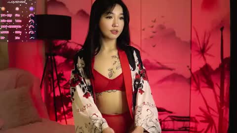 Lin Use menu to play with me  online show from 02.24.25