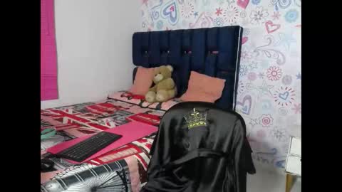 lina_clark_ online show from 09.19.25