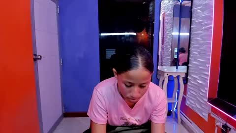lina_kl online show from 10.11.25