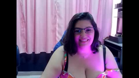 Snapshot of lina_maria99 chatting on 01.18.26 Lina Mara99 online show from 01.18.26