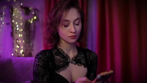 Snapshot of lina_n_kitty chatting on 02.28.25 Lina - online show from 02.28.25