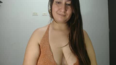 iiisabella online show from 02.05.26