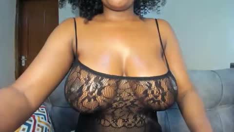 Snapshot of lina_sexy58 chatting on 10.16.25 lina sexy58 online show from 10.16.25