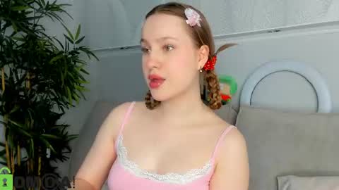 Lina online show from 06.19.26