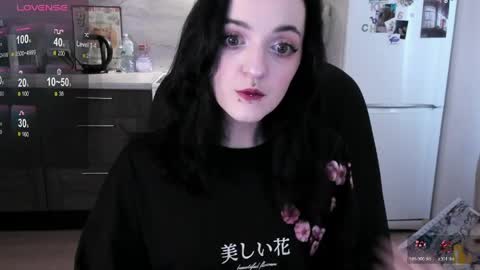 Lina 3  1715622743 online show from 04.02.26