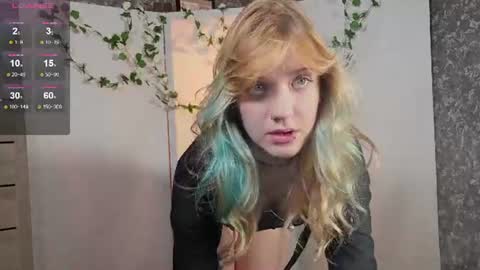 Snapshot of lina_vi chatting on 06.11.26 Lina online show from 06.11.26