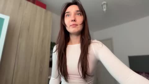 Lina online show from 10.11.25