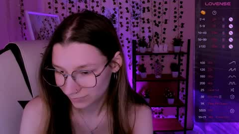 Lina online show from 04.15.26