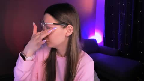 Lina online show from 04.17.26