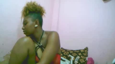 linah1123 online show from 11.20.25