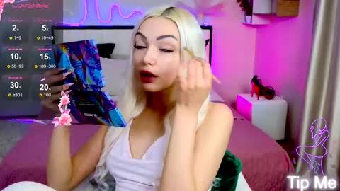 I am Lina online show from 10.04.25