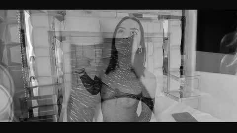 Lincy Rios  online show from 03.22.26