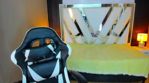  Linda  online show from 03.30.26