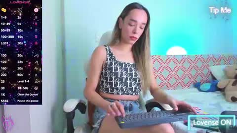 Linda online show from 06.26.26