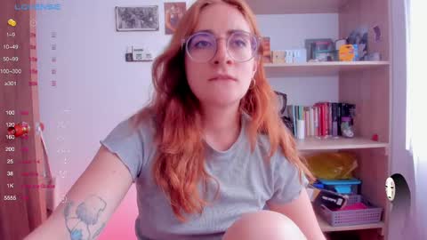Giggles  online show from 02.20.25
