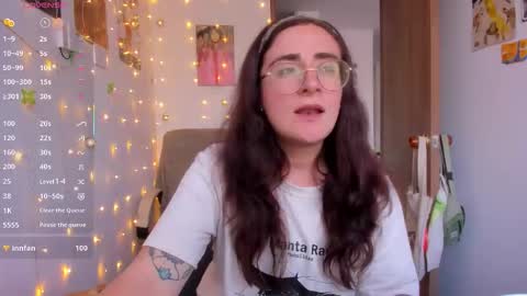 Giggles  online show from 11.07.25