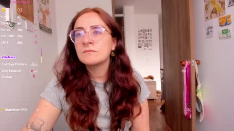 Giggles  online show from 04.06.26